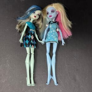 Monster High Doll Set Frankie Stein Basic Abbey Bominable Dead Tired 2008 Mattel